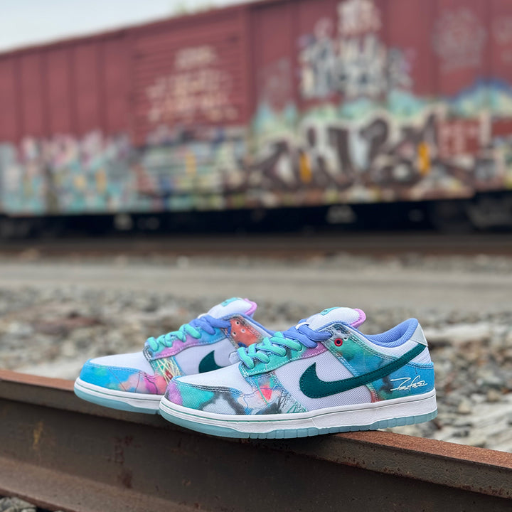 Futura Laboratories x Nike SB Dunk Low Raffle