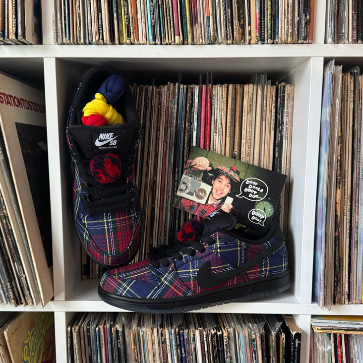 Nike SB x Nardwuar Dunk Low Drawing Entry