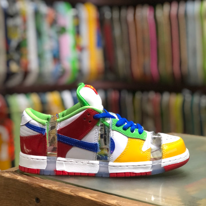 Nike SB Sandy Dunk Low Raffle