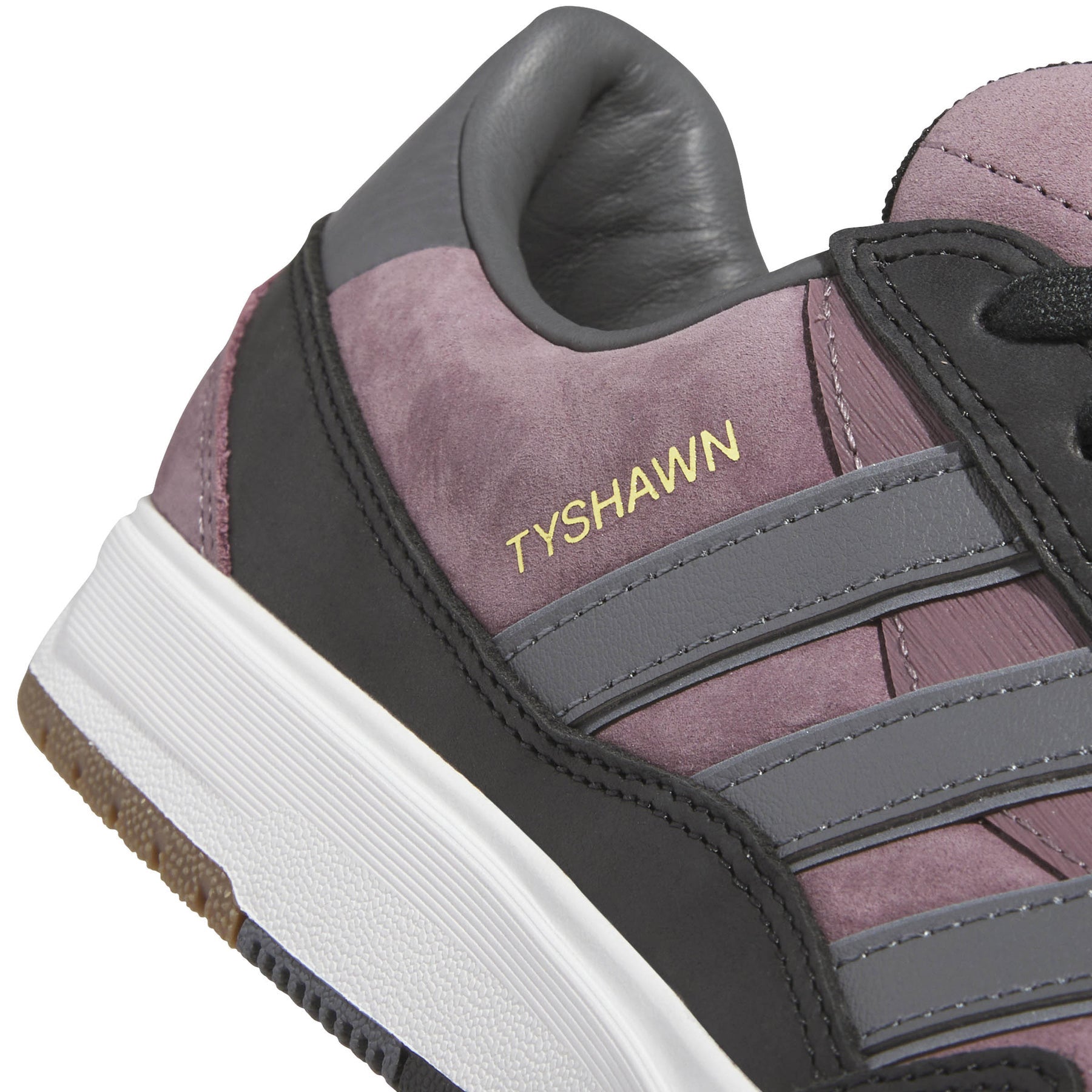 adidas Tyshawn スニーカー 25.5 Screenshot_2025-06-24_at_1.08.