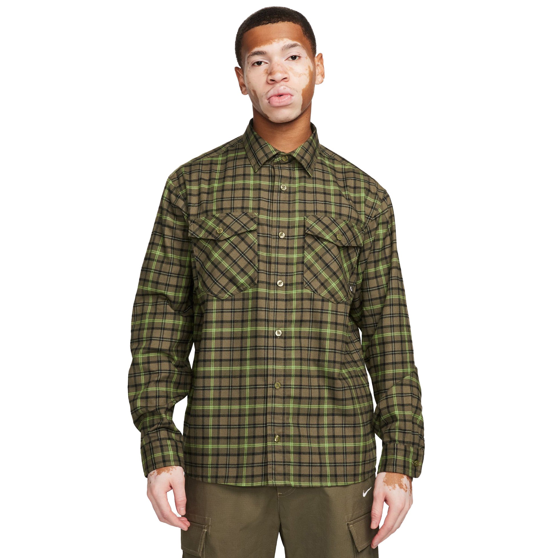 Nike SB Flannel Skate Button Up Shirt - Medium Olive/Cargo Khaki Nike SB Flannel Skate Button Up Shirt - Medium Olive/Cargo Khaki