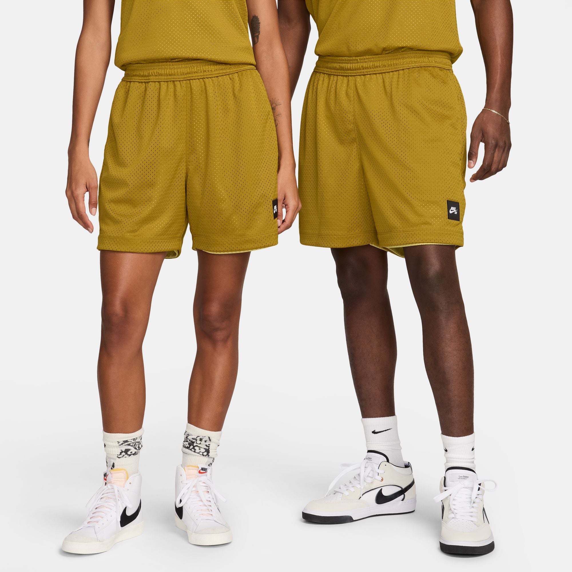 Nike SB Skate Reversible Basketball Shorts Saturn Gold/Bronzine