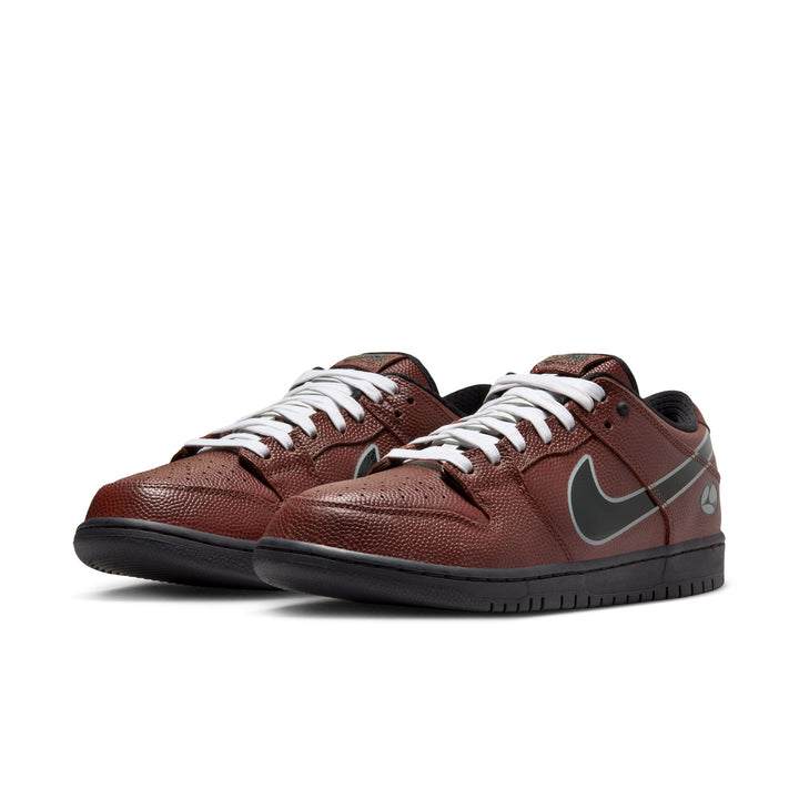 Nike SB x Limosine Dunk Low Pro Football