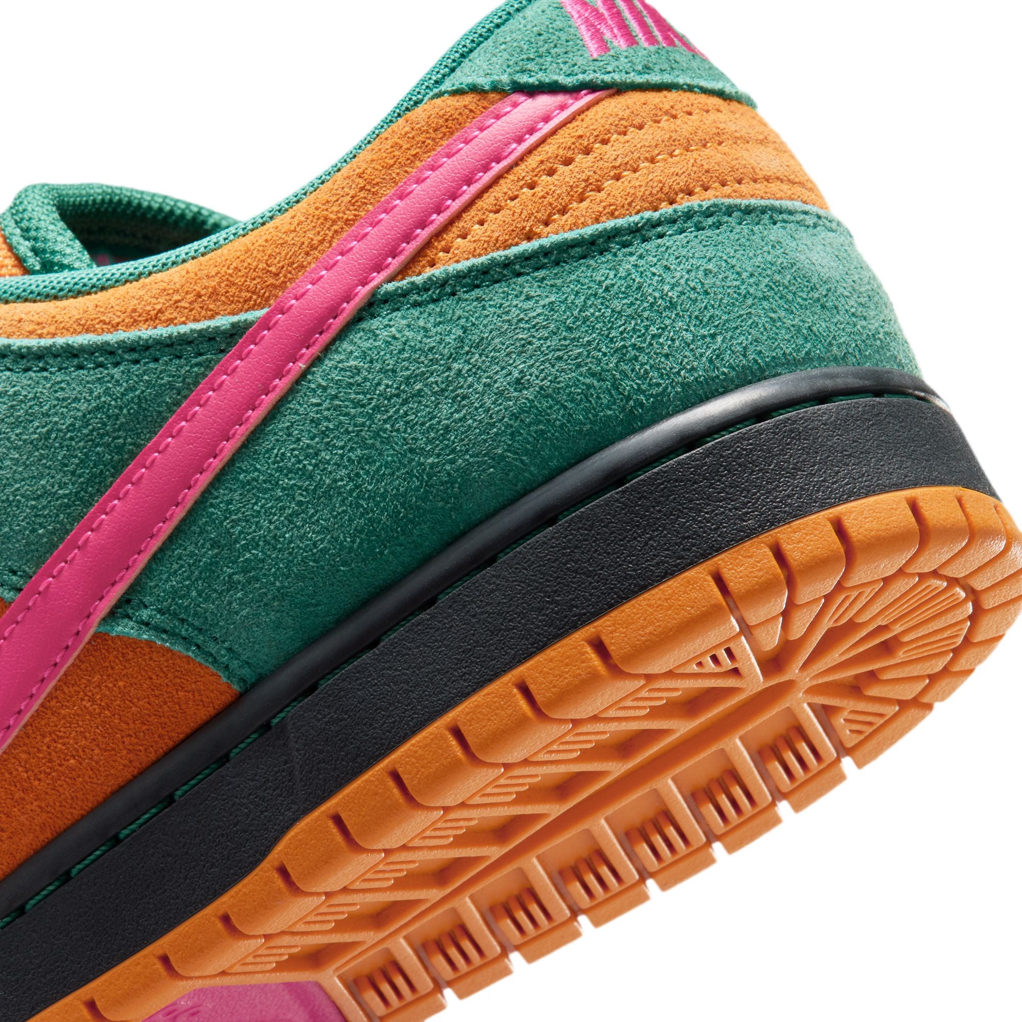 Nike SB Dunk Low Pro Green Noise/Watermelon/Light Curry Hot Pepper