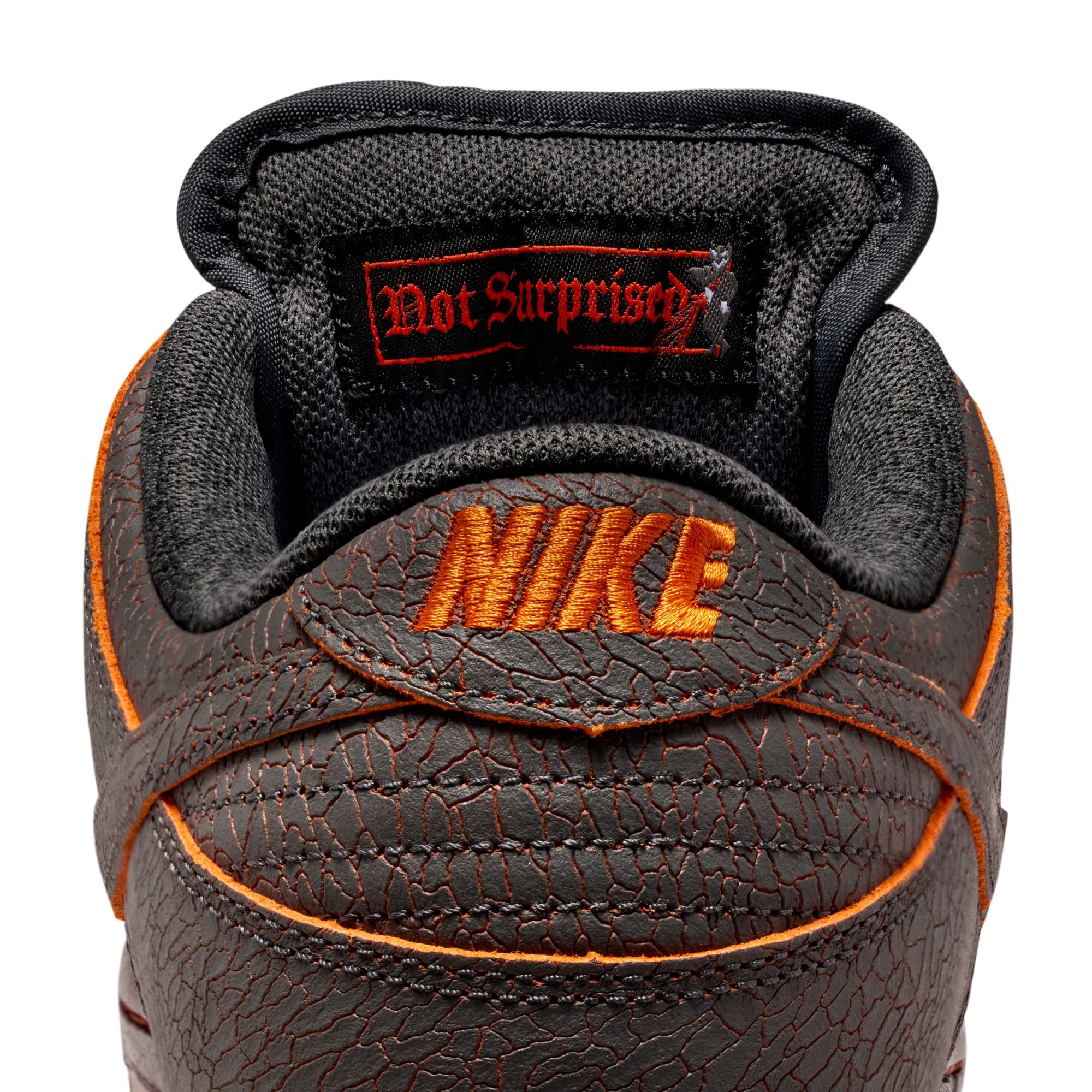 Nike SB Dunk Low Krampus