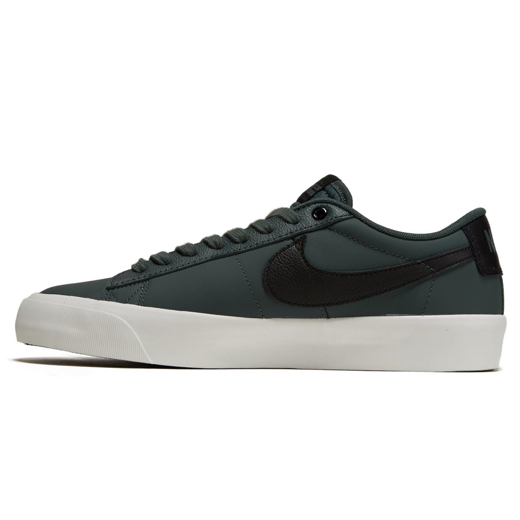 Nike SB Blazer Low GT Vintage Green/Black