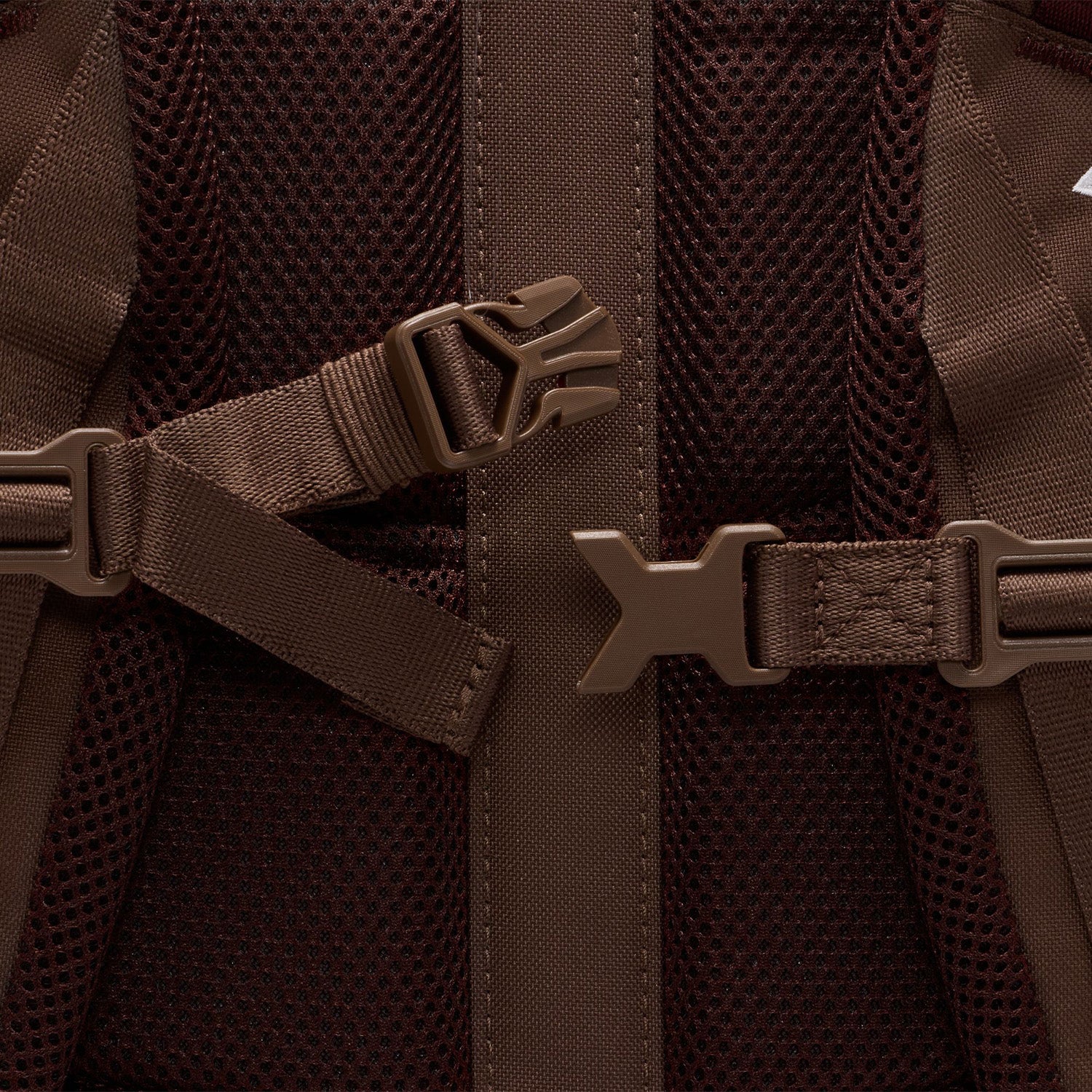 Nike ACG Daymax Backpack Light Chocolate