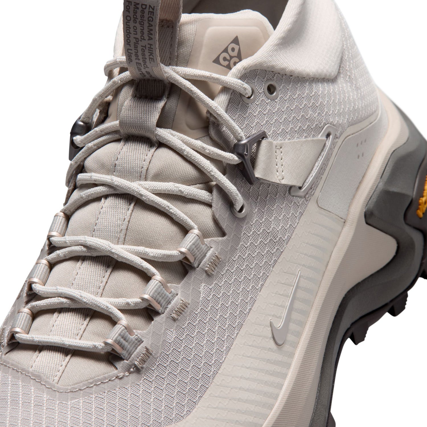 Nike ACG Zegama Hike Cream/Light Orewood