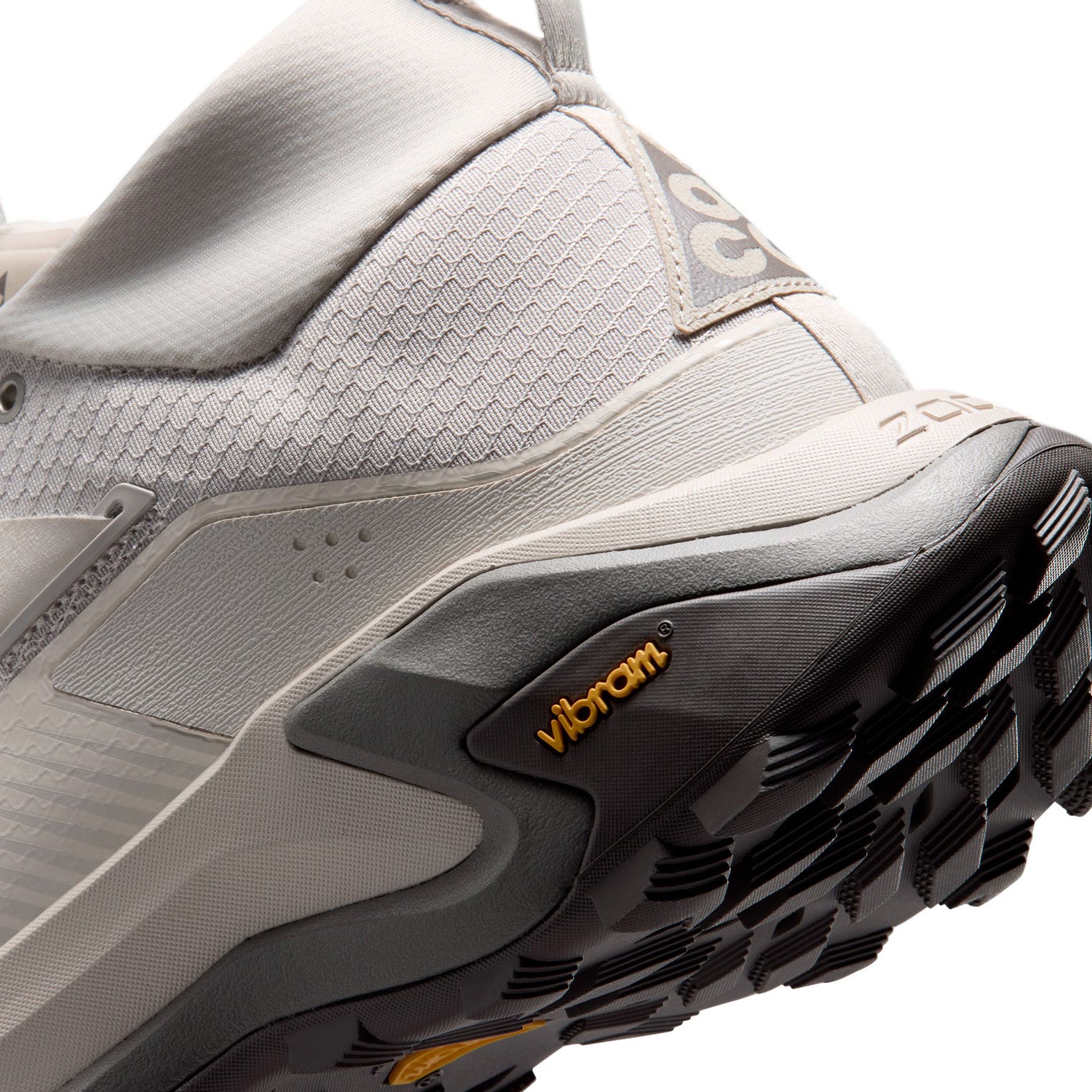 Nike ACG Zegama Hike Cream/Light Orewood
