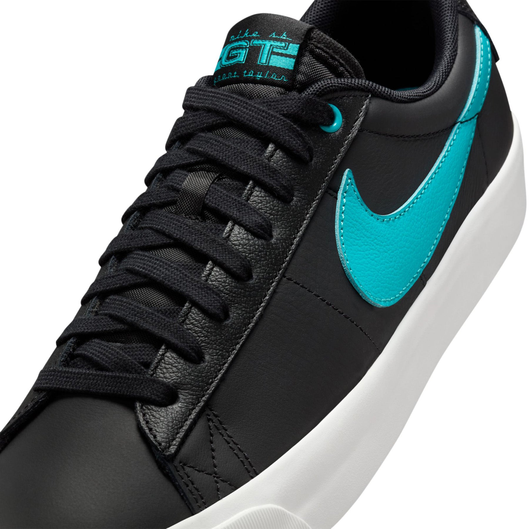 Nike SB Blazer Low Pro GT Black/Summit White/Dusty Cactus