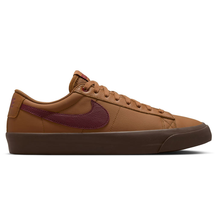 Nike SB Blazer Low Pro GT Light British Tan/Gum/Team Red