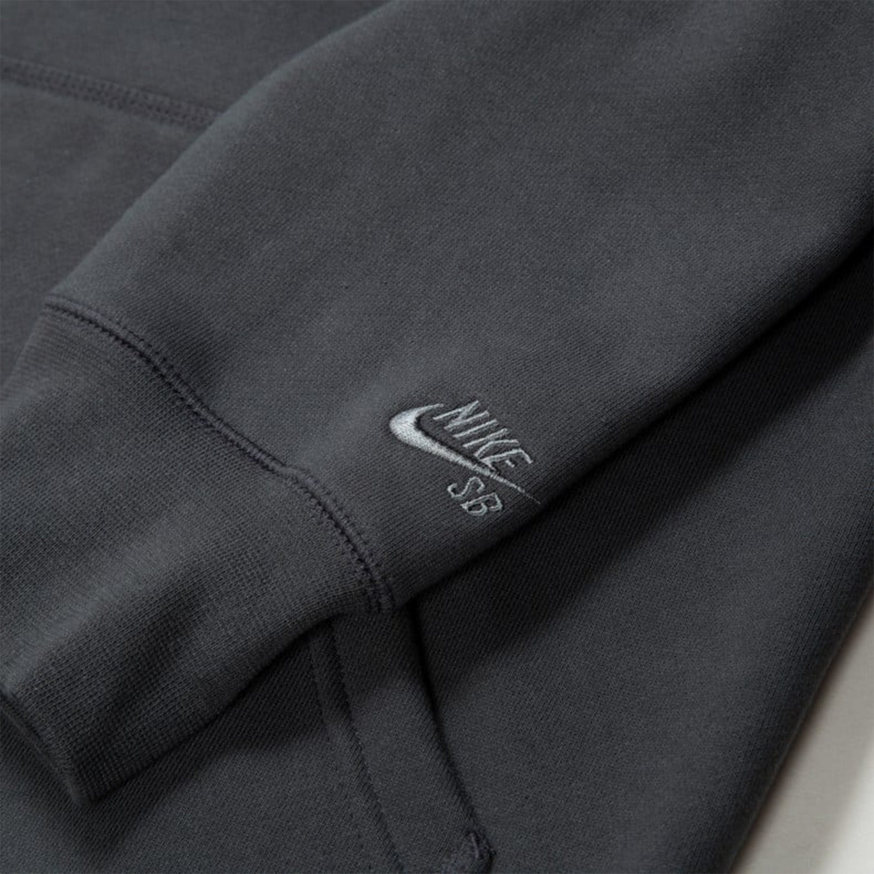 Nike SB ISO Pullover Hoodie Dark Smoke Grey