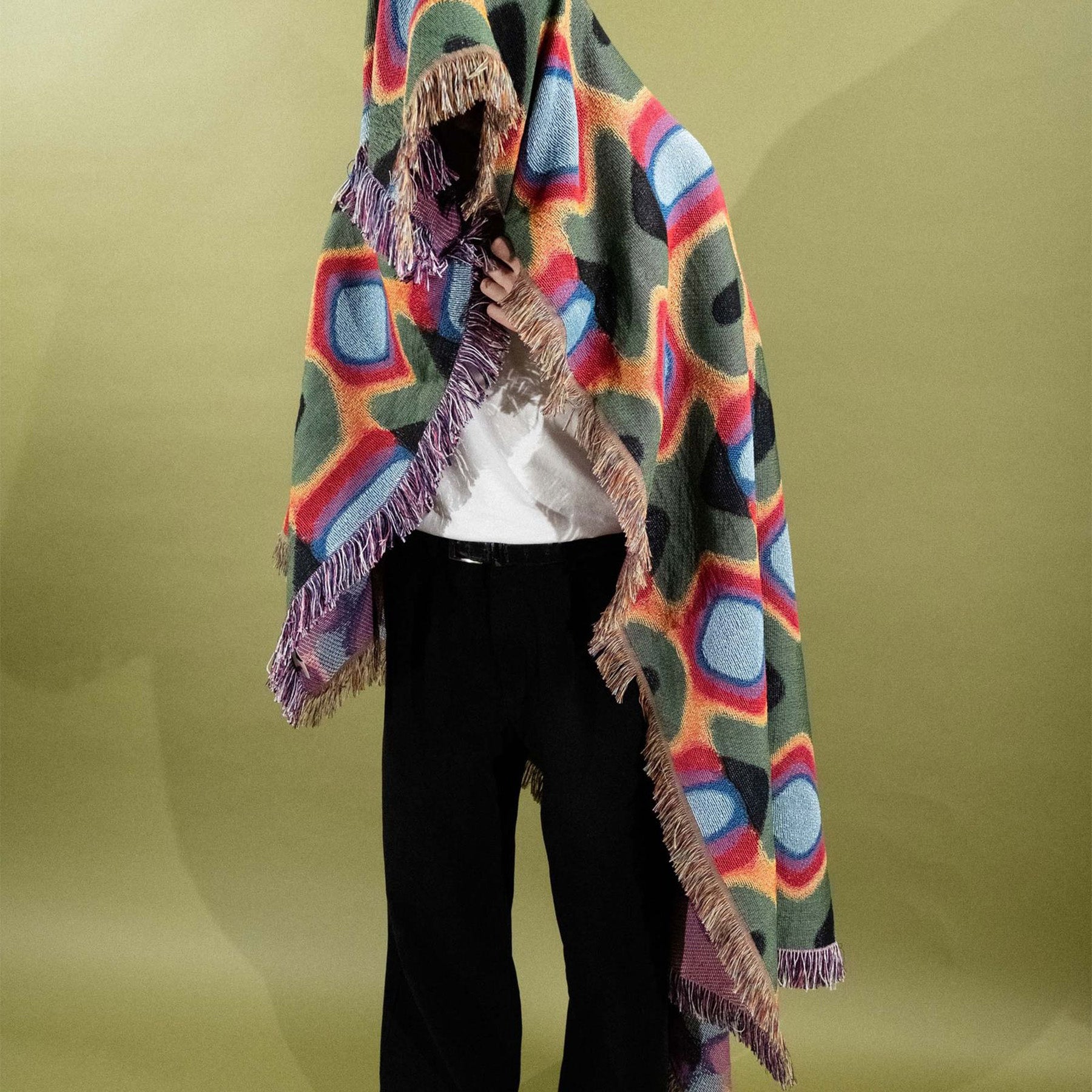 Quasi Colorblind Sofa Set