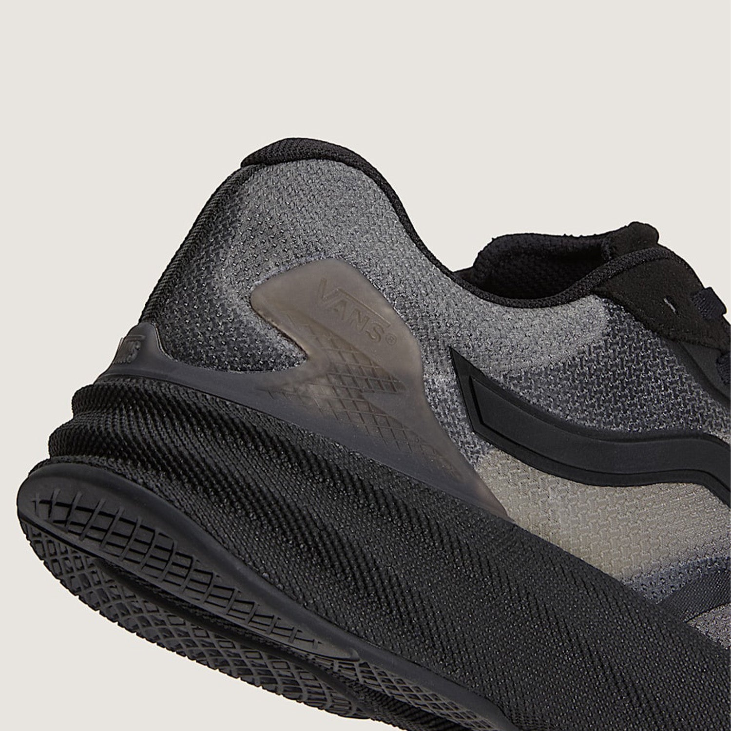 Vans AVE Rapidweld LX Blackout