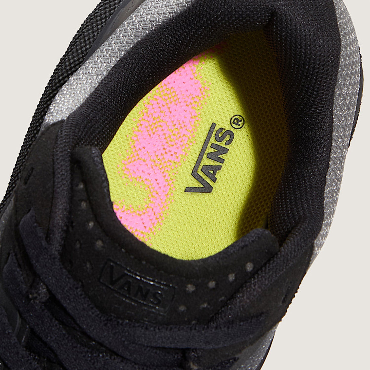 Vans AVE Rapidweld LX Blackout