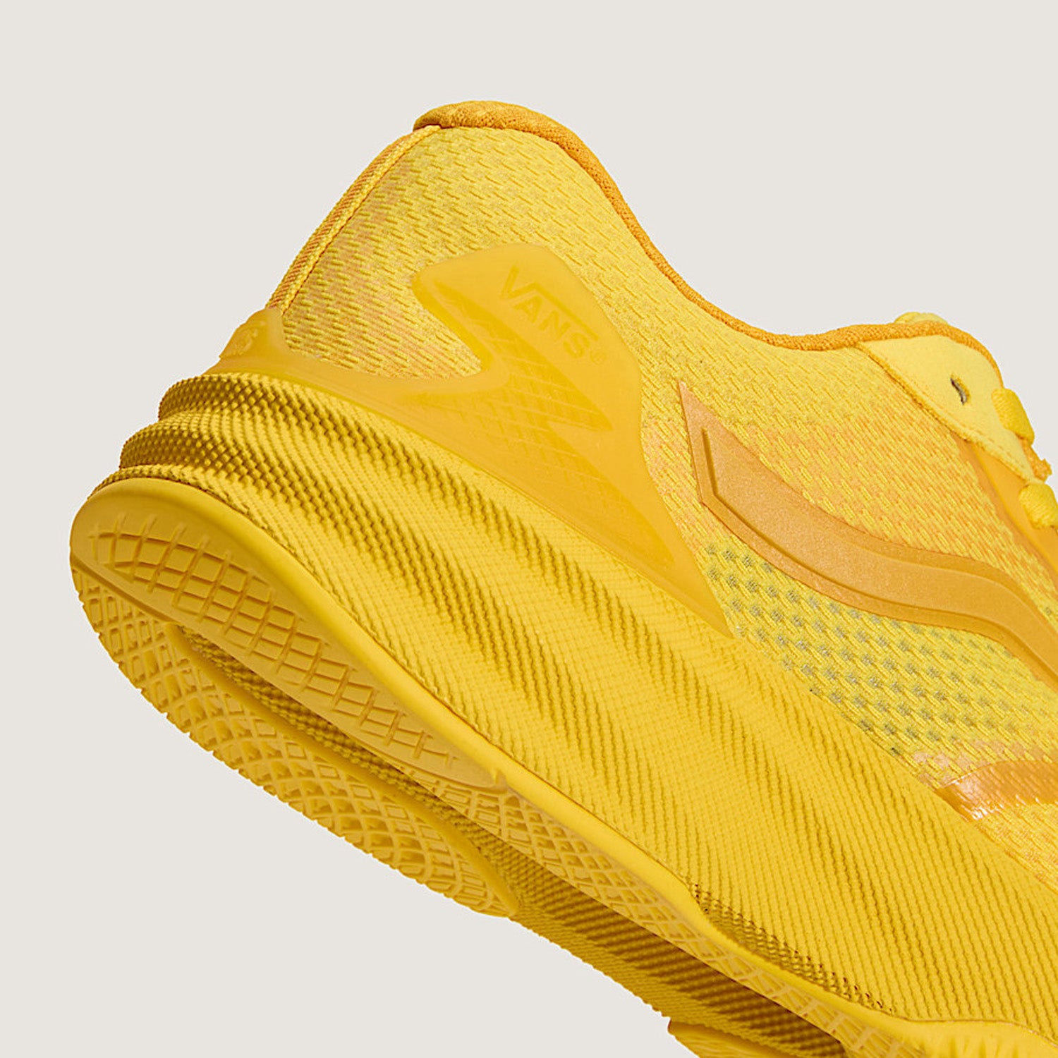 Vans AVE Rapid LX Atiba Gold