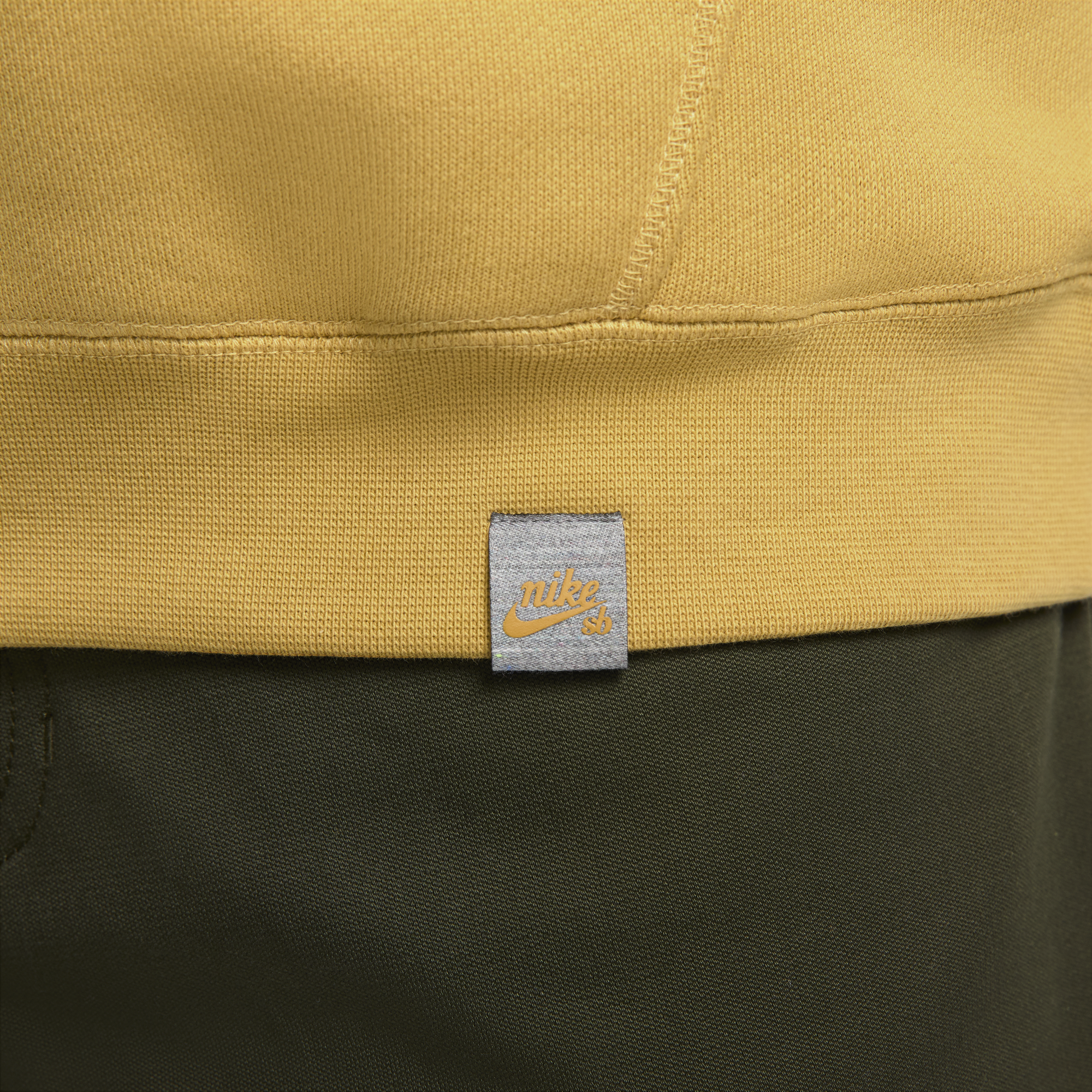 Nike SB Premium Skate Hoodie Sanded Gold/Pure/Sanded Gold