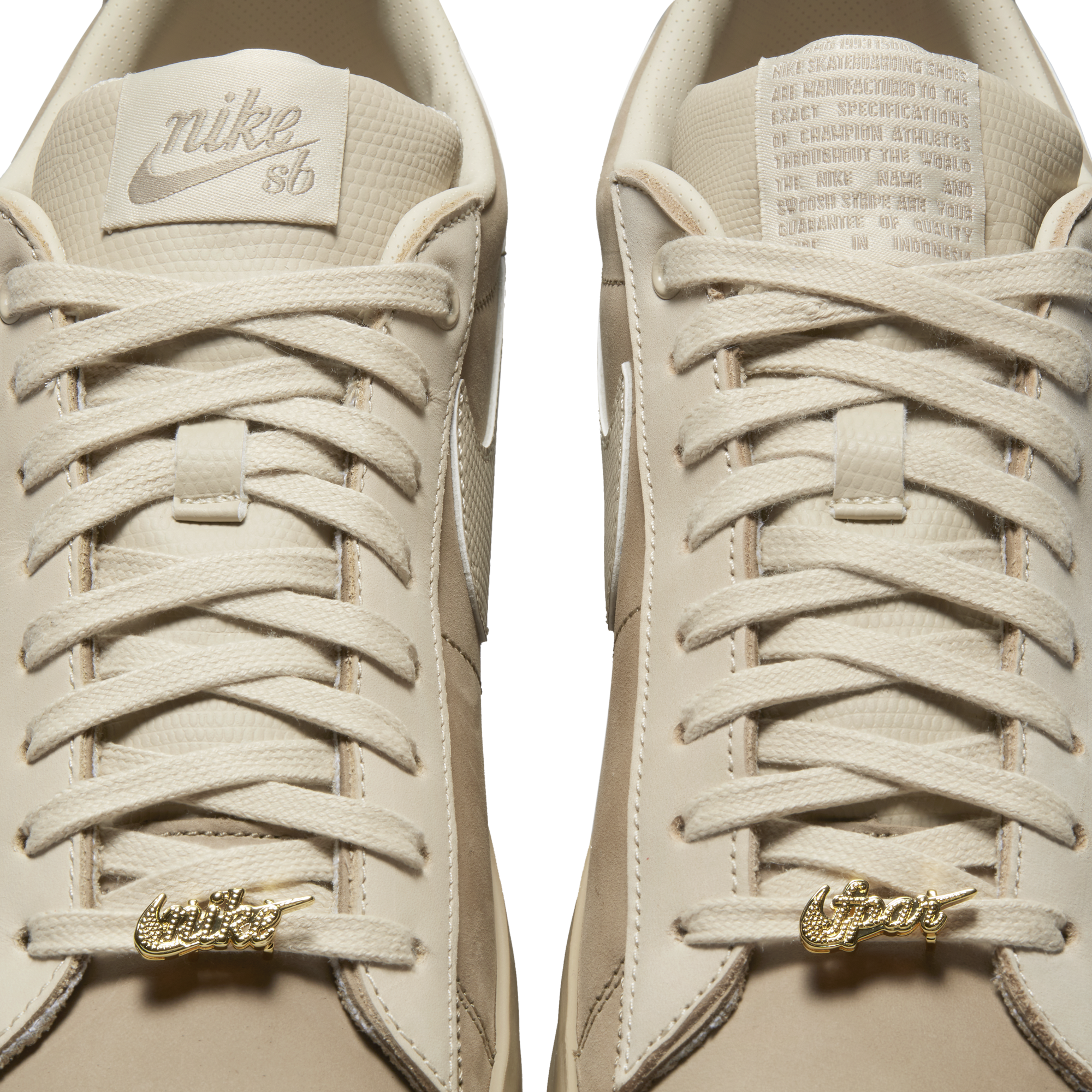 Nike blazer low jelly top swoosh