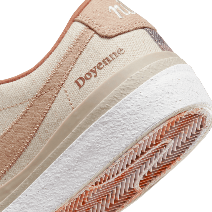 Nike SB X Doyenne Blazer Low Coconut Milk & Rattan
